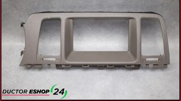 Nissan Murano Z51 Radio/GPS head unit trim E8234112100 E8235112100