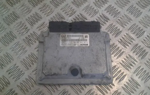 Opel Zafira A Engine control unit/module 0281010268
