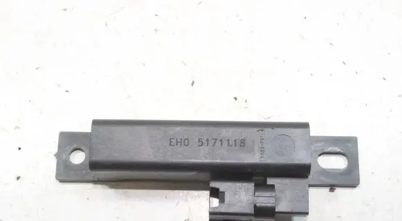 Nissan Juke I F15 Keyless system antenna 
