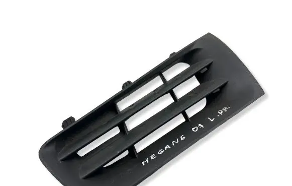 Renault Megane II Front fog light trim/grill 