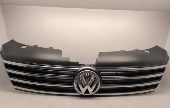 Volkswagen PASSAT B7 Front bumper upper radiator grill 3AA853651