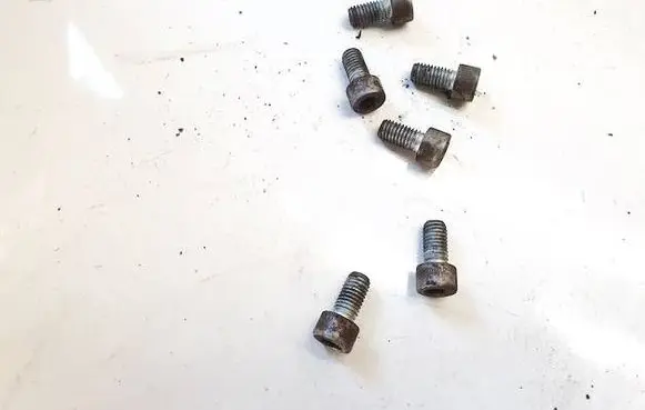 BMW 3 E46 Nuts/bolts 