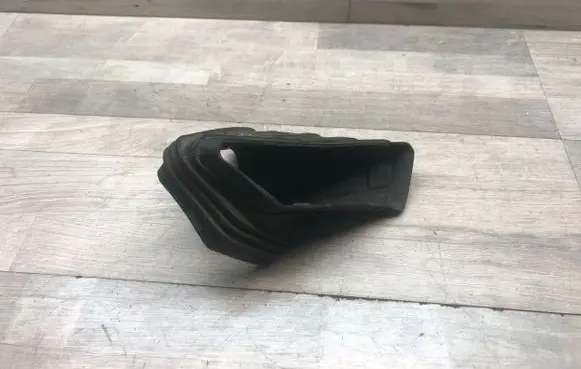 Audi Q5 SQ5 Air intake duct part 8R0129739
