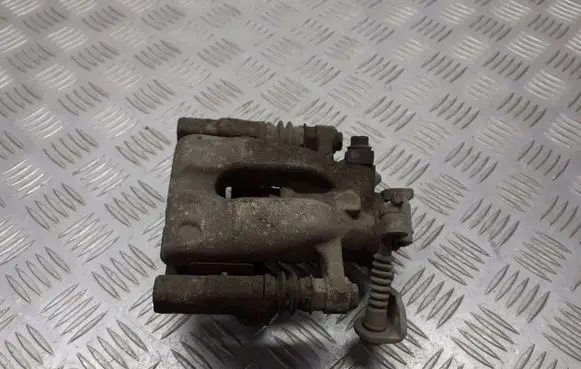 Opel Astra H Rear brake caliper