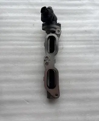 Subaru WRX Idle control valve (regulator) 14111AA040 14111AA041