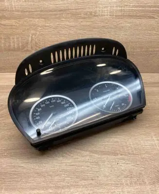 BMW 5 E60 E61 Speedometer (instrument cluster) 6942944 110080213