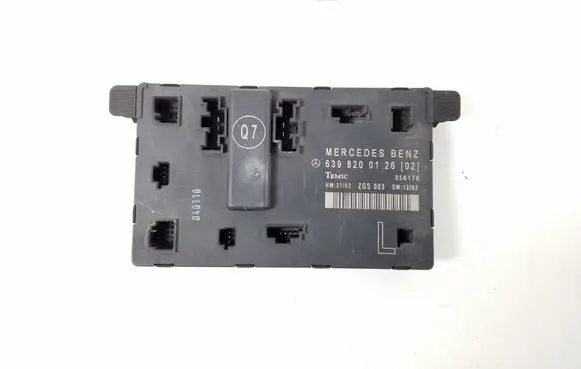 Mercedes-Benz Vito Viano W639 Door control unit/module A6398200126