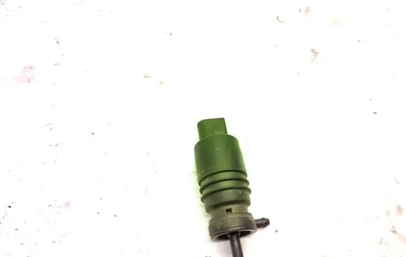 BMW 3 E46 Windscreen/windshield washer pump 8362154
