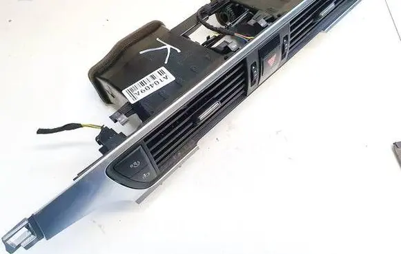 Audi A7 S7 4G Dash center air vent grill 4g2820951