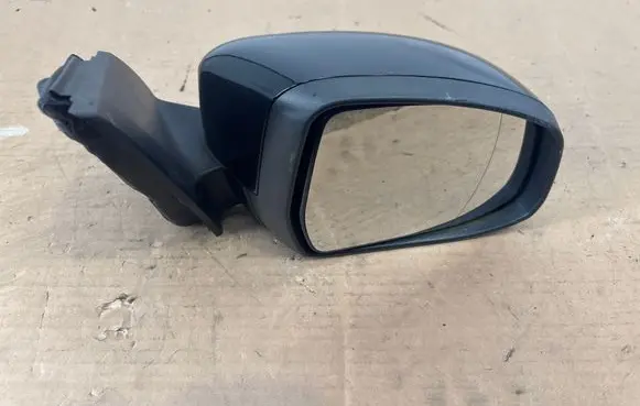 Ford Focus Front door electric wing mirror E9024550 E9034550 A078541