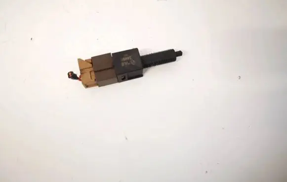 Nissan Qashqai Brake pedal sensor switch