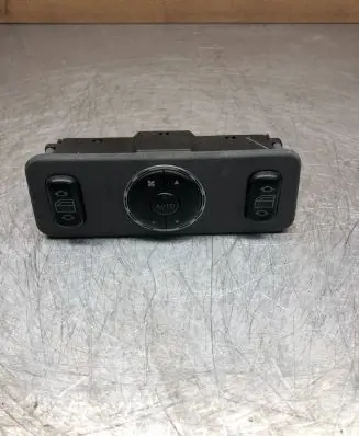 Mercedes-Benz ML W163 Electric window control switch A1638200326 03420660