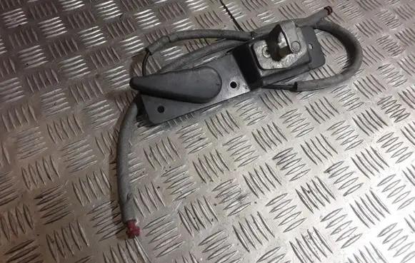 Loading door interior handle