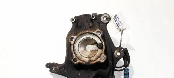 BMW 5 E39 Front wheel hub