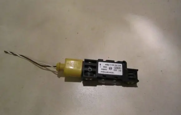 Audi A4 S4 B6 8E 8H Airbag deployment crash/impact sensor 8E0959643D 0232F0BY0BA0 230903