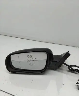Volkswagen PASSAT B5 Front door electric wing mirror E1020479