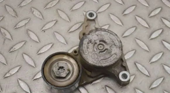 Mini Cooper Countryman R60 Generator/alternator belt tensioner 7823374