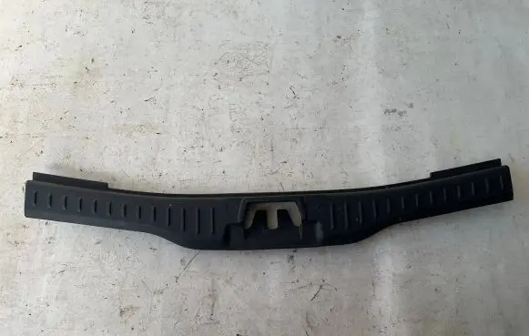 Ford Focus Trunk/boot sill cover protection BM51N40352A