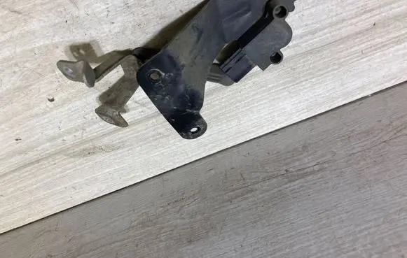 Audi Q3 F3 Rear height level sensor lever 5Q0907503