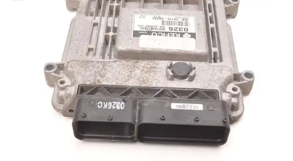 Hyundai i20 (PB PBT) Engine control unit/module ECU 391152B282
