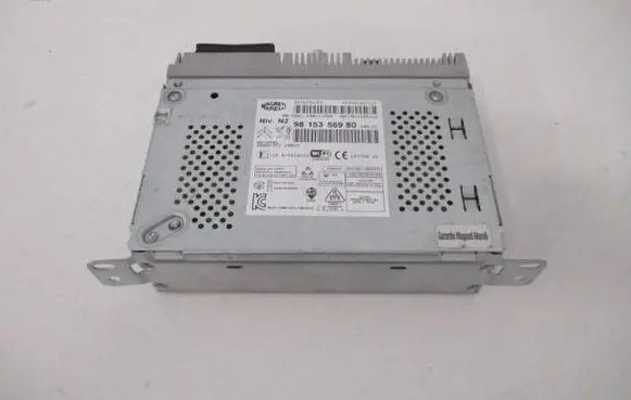 Radio/CD/DVD/GPS head unit
