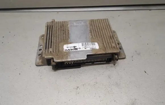 Volvo S40, V40 Engine control unit/module 30857471 S113727101H