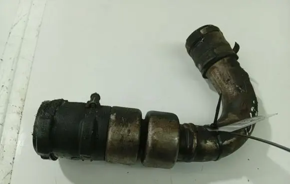 Ford Focus C-MAX Intercooler hose/pipe 