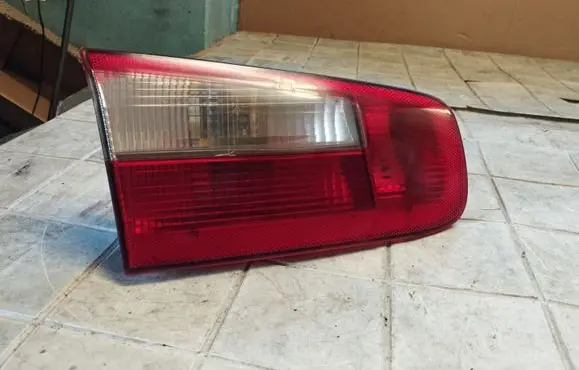 Renault Laguna II Tailgate rear/tail lights 8200002475