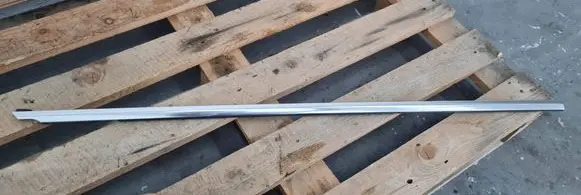 Audi A7 S7 4K8 Front door glass trim molding 4K8837476 2ZZ S6201840004