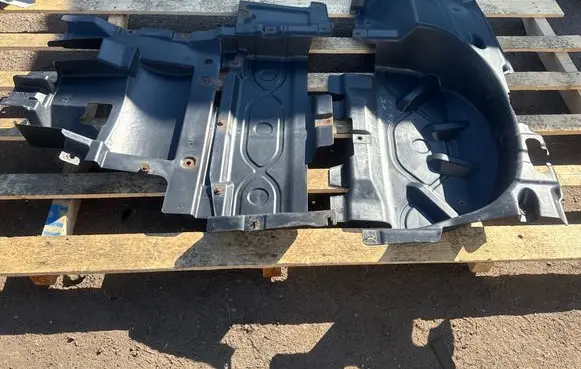 Volkswagen Multivan T5 Trunk boot underbody cover/under tray 7H0825194D 7H0825216C 7H0825193A