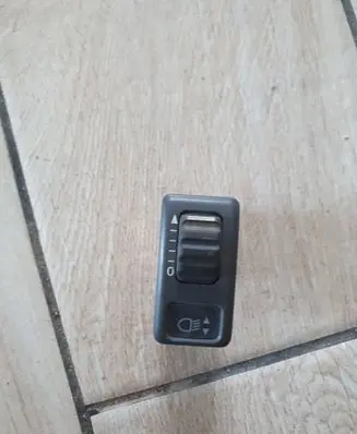 Volvo S40, V40 Headlight level height control switch 9162960 96W47K