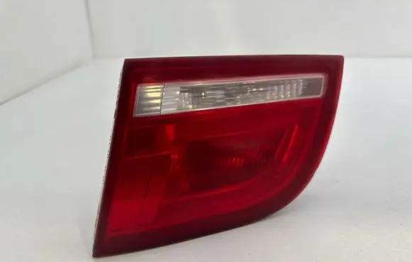 Audi A3 S3 8P Tailgate rear/tail lights 8P4945094D