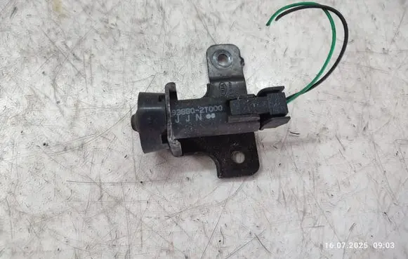 Sensor