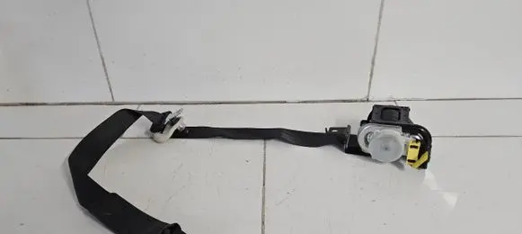Honda CR-V Front seatbelt A81450T1G