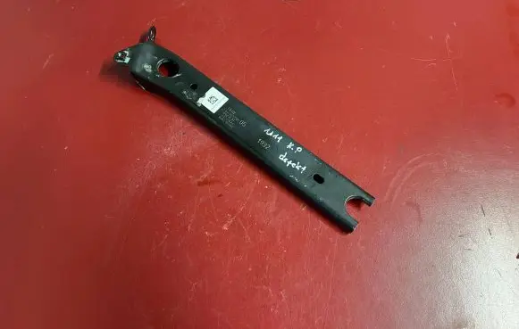 Radiator support slam panel bracket