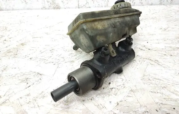 Volkswagen Sharan Master brake cylinder 7M1611303