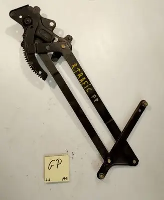Renault Trafic II (X83) Front door manual window regulator 7700311818
