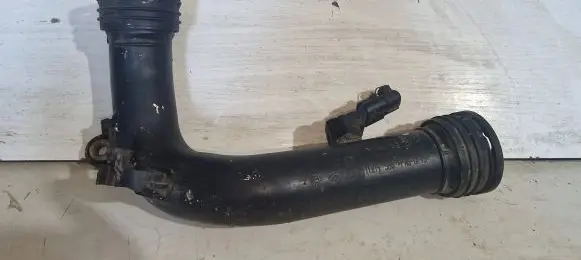 Volkswagen Golf V Intercooler hose/pipe 1K0145770D 1K0145762AL
