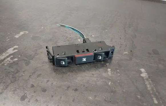 Electric window control switch