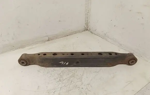 Nissan Qashqai Rear control arm