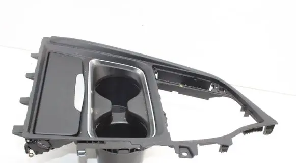 BMW 3 F30 F35 F31 Cup holder 9218926