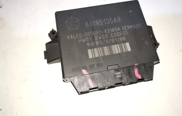 Fiat 500 Parking PDC control unit/module 68185135AB 68185135