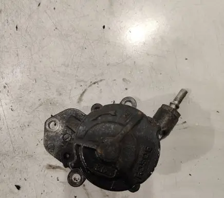 Peugeot 406 Vacuum pump D143