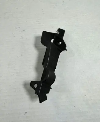 Audi A4 S4 B8 8K Fender mounting bracket