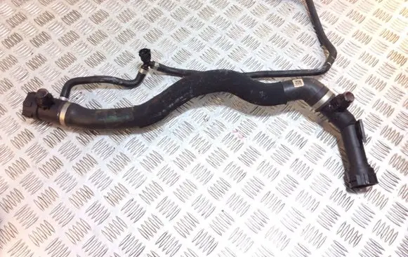 BMW 1 F20 F21 Engine coolant pipe/hose 8602027