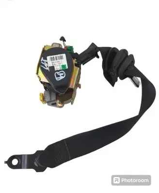 Mercedes-Benz E W211 Front seatbelt 561014601 008L000