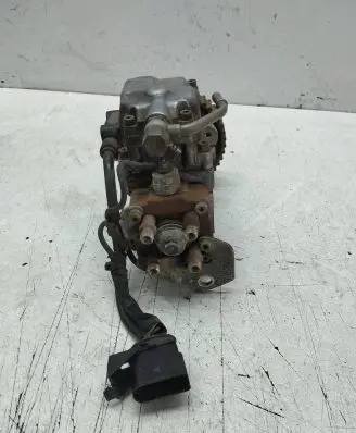 Audi A3 S3 8L Fuel injection high pressure pump 038130107D