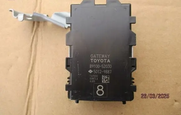 Toyota Yaris Gateway control module 891005203050129887