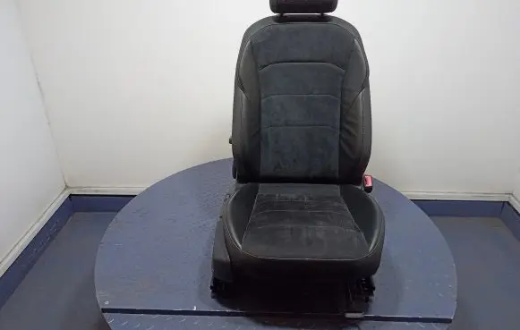 Volkswagen Arteon Front passenger seat 