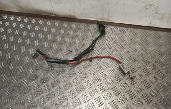 Audi A3 S3 8V Positive cable (battery) 5Q0971228G 5Q0971228
